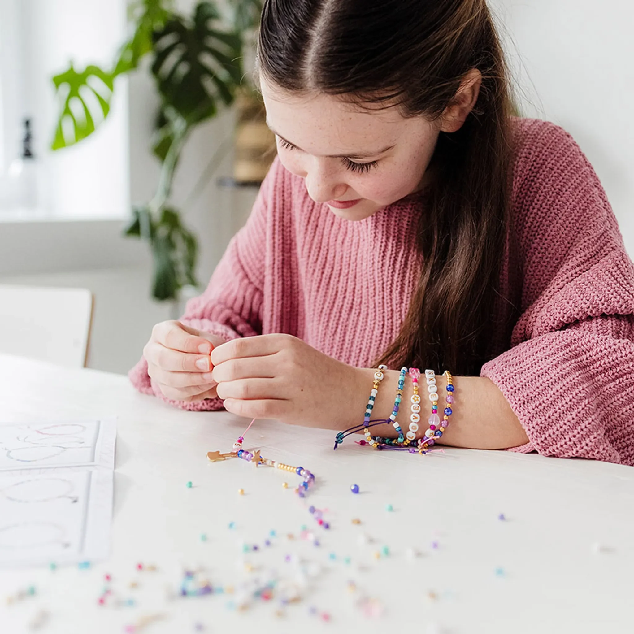 Design & Shine – Bastelset Glitzerarmbänder